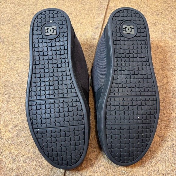 DC Men’s Court Graffik Skate Shoes Gray Black Size 13 - Picture 8 of 8